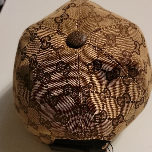 Gucci Tan Monogram Baseball Cap display picture 2